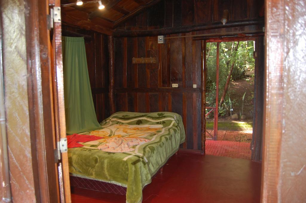 Panambi Lodge B&B Puerto Iguazu Exterior photo